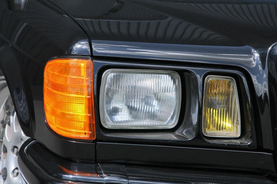  Mercedes-Benz 560 SE by INDEN-Design 1991 года  (фото 14 из 36)